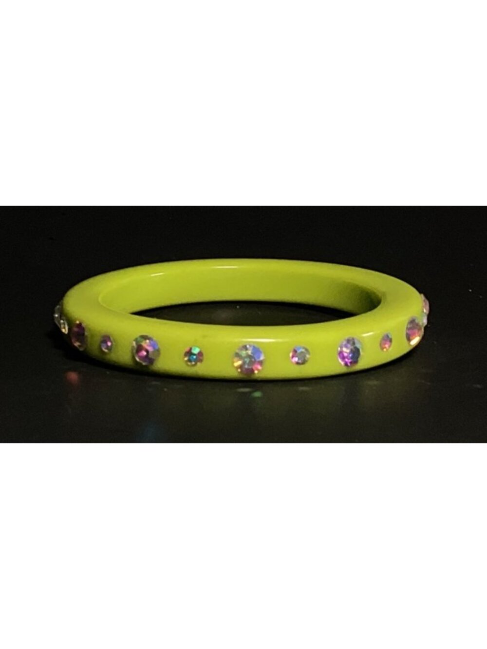 Vintage Neon Green Square Profile Lucite Bangle Bracelet Rhinestones Glows in UV - Picture 5 of 8